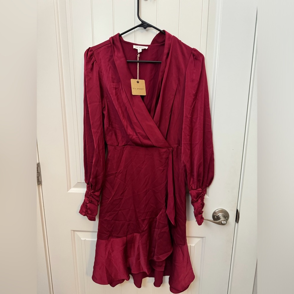 Blu Pepper Rich Burgundy Wrap Dress women’s small NWT c